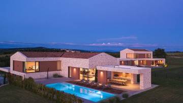 Stunning villa with open sea views near Brtonigla
